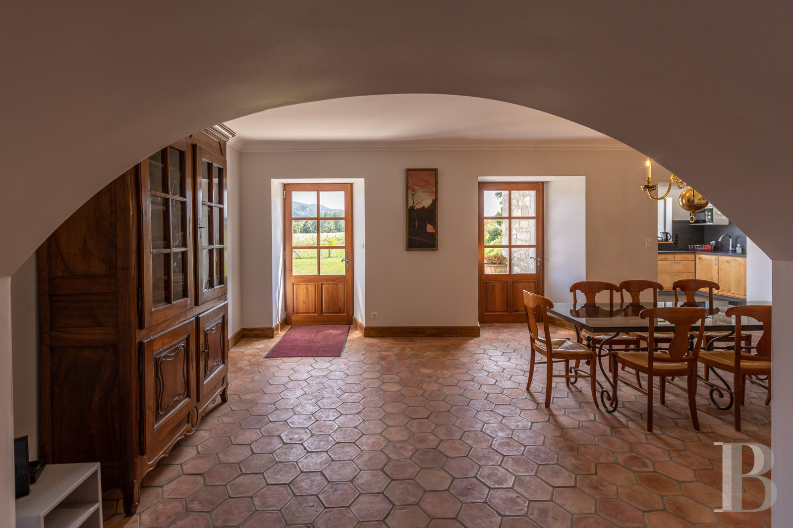 A former 17th-century farmhouse in the shadow of a chateau, in Saint-Alban-Auriolles in the Ardèche - photo  n°4
